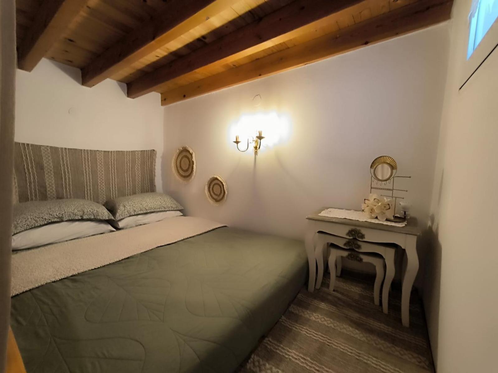 Rustic House Archangelos Leilighet